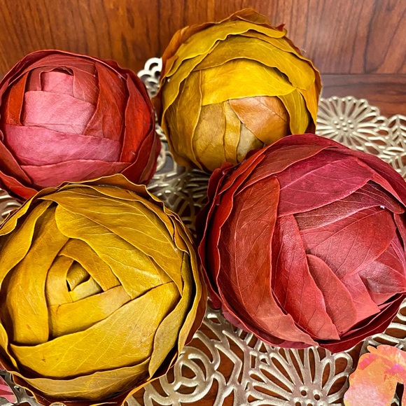 Autum Leaves 🍂🍃🍁 Decorative Spheres - Picture 3 of 4